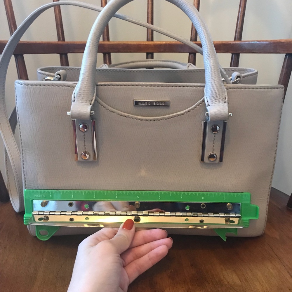 Hugo Boss Bag - Picture 5 of 8